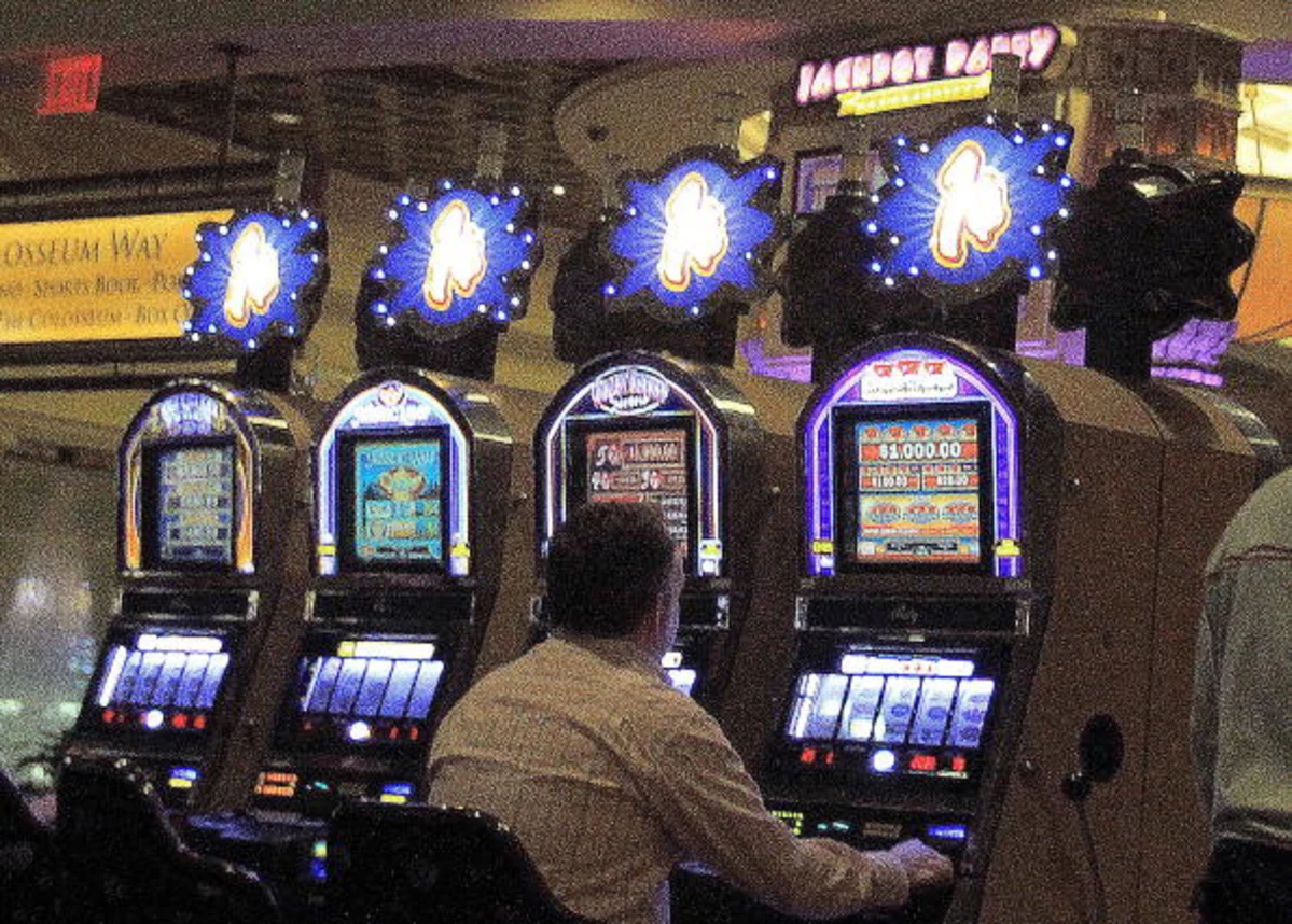 Casino 500 рублей. Gambling Operations.