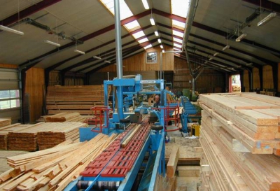 В Тюмени на деньги инвесторов удалось расширить производство завода деревянных поддонов